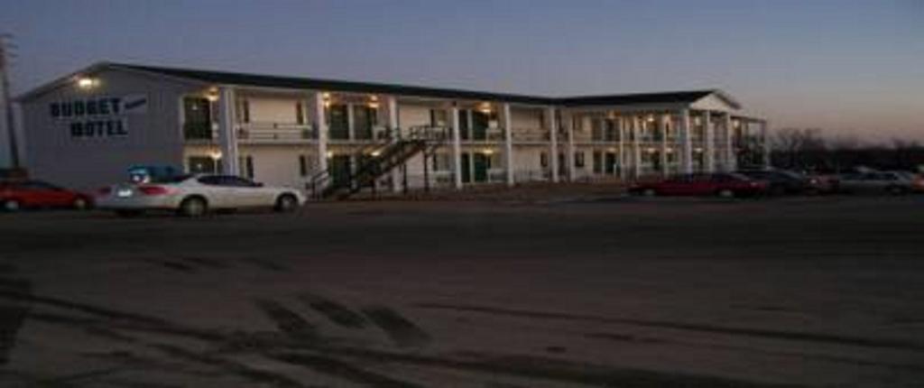 Budget Deluxe Motel Rolla Bagian luar foto